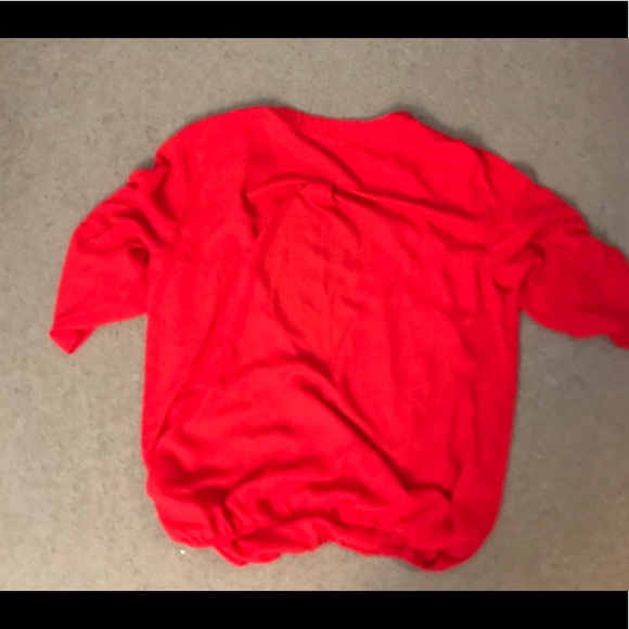 3/4 Formal V-Neck Top - Picture 4 of 5